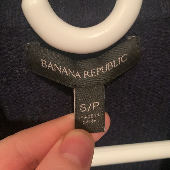 Classy Dark Blue Patterned Banana Republic Full Button Up Cardigan Wool Sweater - Picture 2 of 6